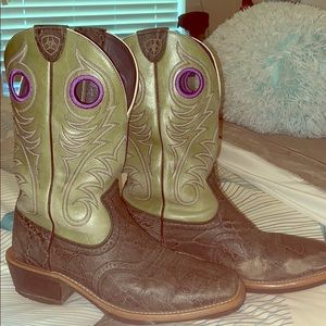 Ariat cowboy Boots